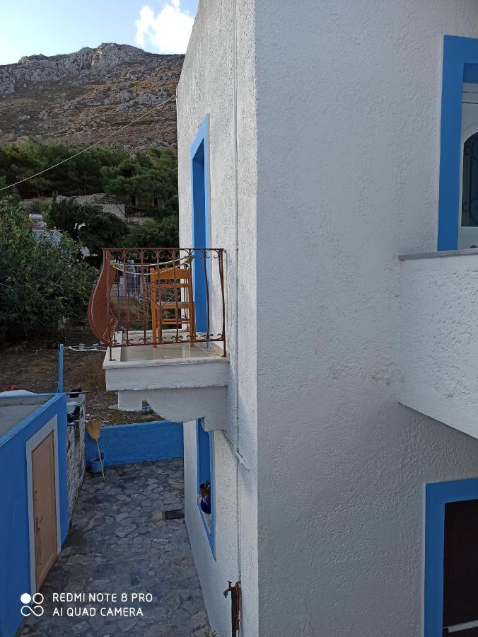 Giannis Apartments By Climbing House Panormos  Exterior photo