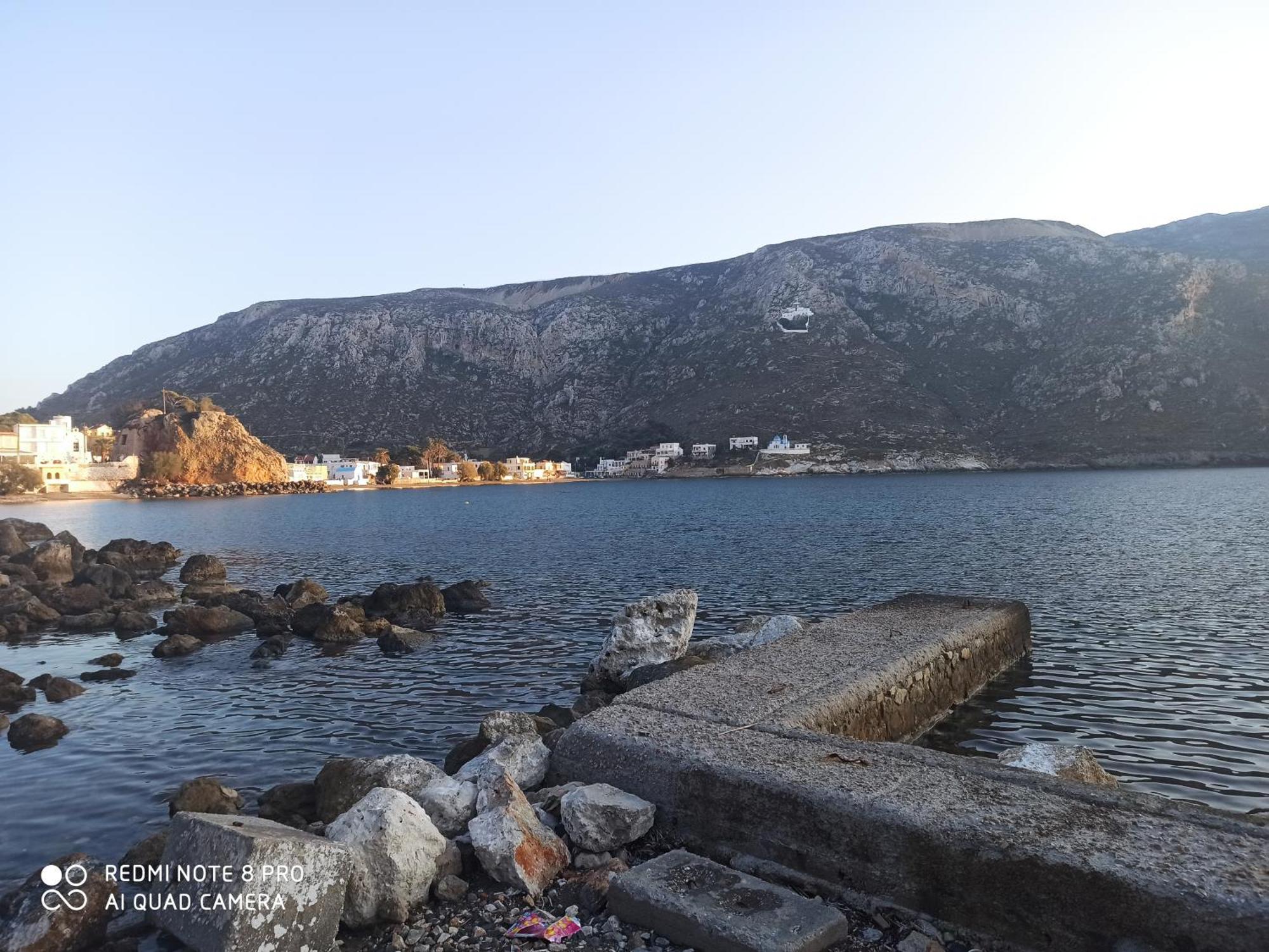 Giannis Apartments By Climbing House Panormos  Exterior photo